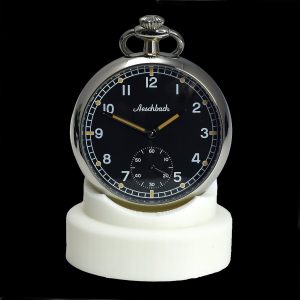 Pocket Uhr Stand in White – Ideal to Display a Pocket Uhr