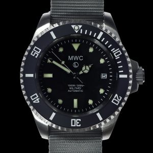 MWC 21 Jewel 300m Automatisch militärische Taucheruhr mit – NATO-Armband
