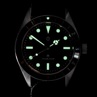 MWC Classic 1960s Pattern Divers Uhr mit Retro Luminous Paint – NATO-Armband
